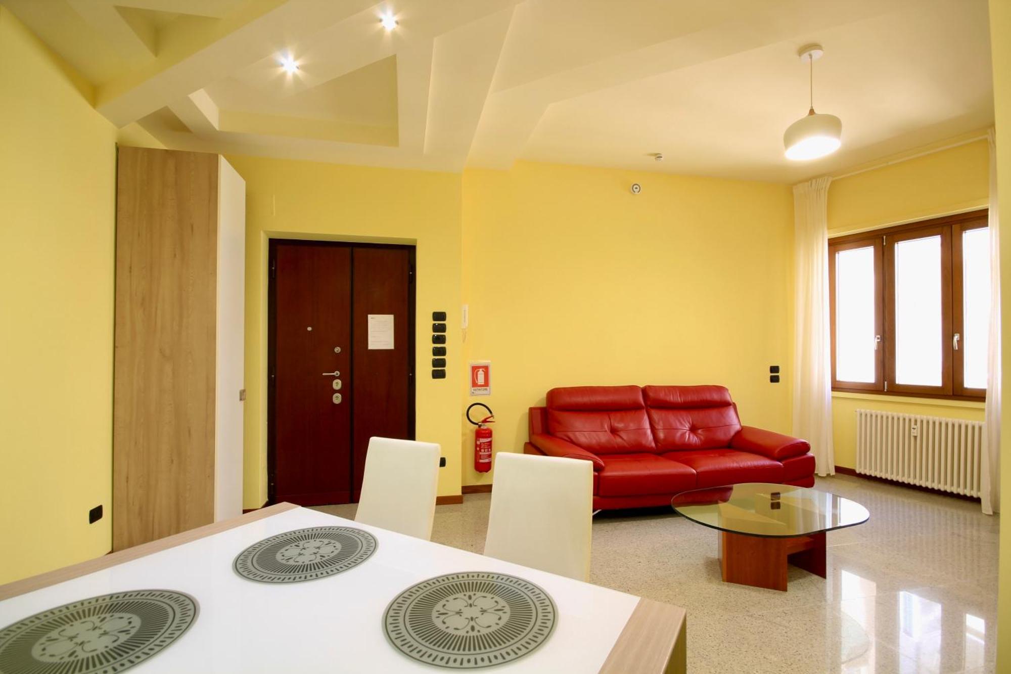 Hc - Clohouse Spacious Flat Appartamento