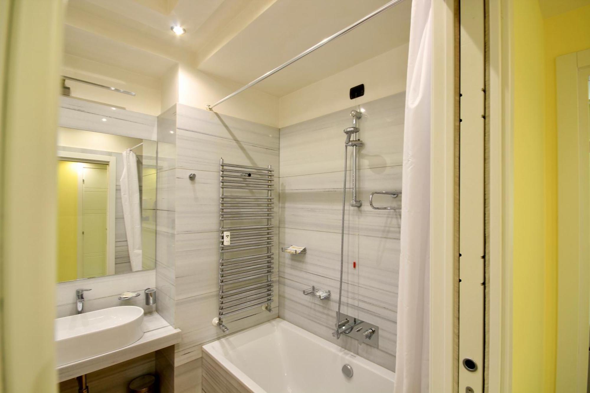 Hc - Clohouse Spacious Flat Appartamento *